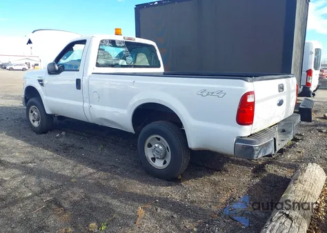 2008 Ford F-250 Xl/Xlt z USA, uszkodzony, nr VIN 1FTNF21568ED81989